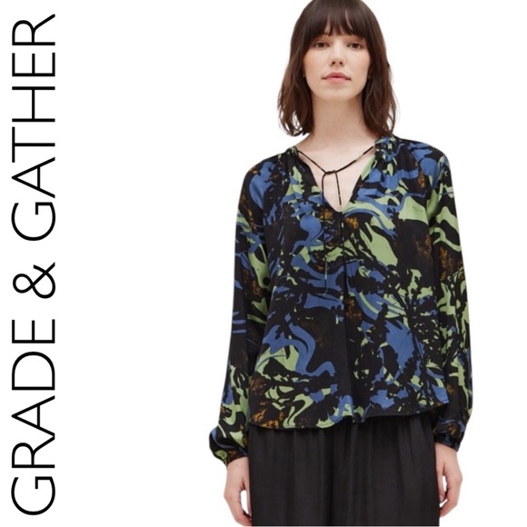 grade & gather Tops - 689:  GRADE & GATHER NWT BLOUSE UNDER WATER (GG1)